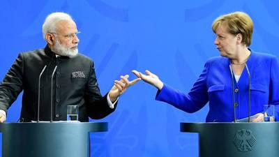 Merkel recibe al primer ministro de India