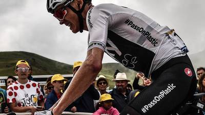 Video. Froome sufre percance al no ser reconocido tras finalizar la etapa del Tour