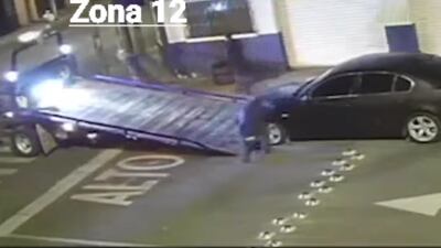 En La Reformita, operador de grúa intenta robarse un carro estacionado
