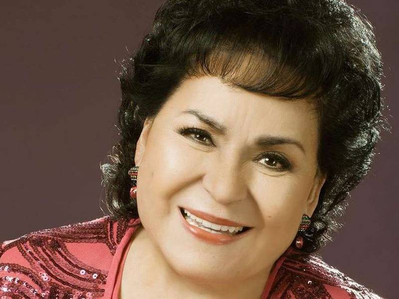 Famosos reaccionan a muerte de Carmen Salinas