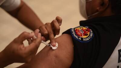 Más de 3 mil vacunados contra el COVID-19 por día, reporta Salud
