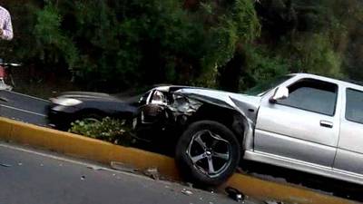 Accidente en San Cristóbal complica el ingreso a la ciudad por Las Charcas